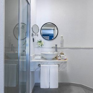 Camera standard con letto king size